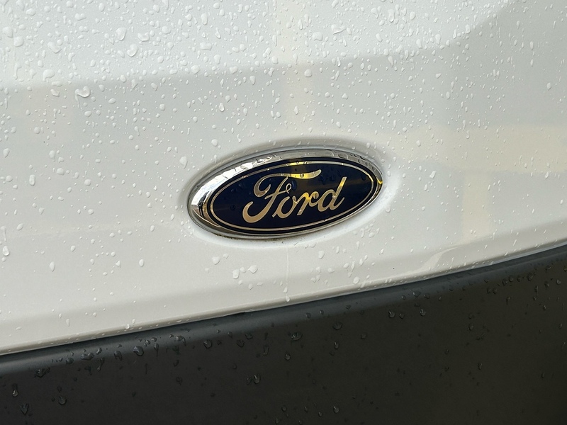 Ford 2.2 TDCi 350 HDT Trend Minibus 4dr Diesel Manual L2 H2 (196 g/km, 123 bhp)