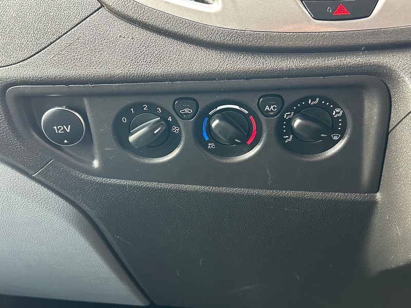 Ford 2.2 TDCi 350 HDT Trend Minibus 4dr Diesel Manual L2 H2 (196 g/km, 123 bhp)