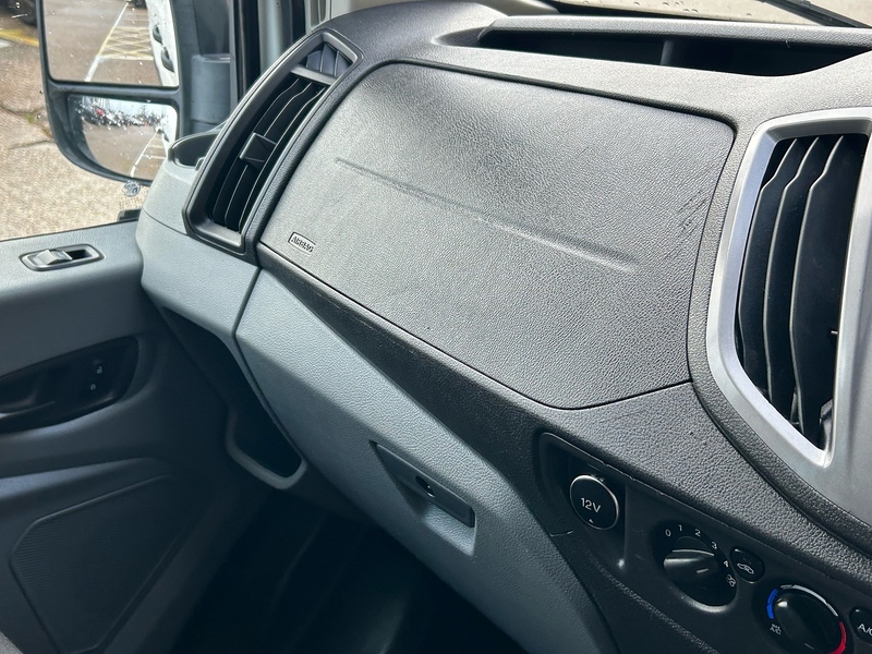 Ford 2.2 TDCi 350 HDT Trend Minibus 4dr Diesel Manual L2 H2 (196 g/km, 123 bhp)