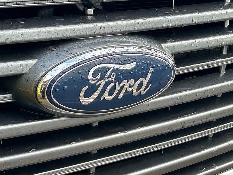 Ford 2.2 TDCi 350 HDT Trend Minibus 4dr Diesel Manual L2 H2 (196 g/km, 123 bhp)