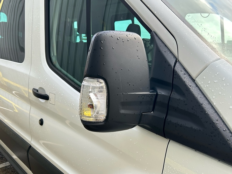 Ford 2.2 TDCi 350 HDT Trend Minibus 4dr Diesel Manual L2 H2 (196 g/km, 123 bhp)