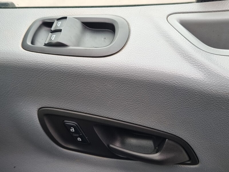 Ford 2.0 350 EcoBlue Panel Van 5dr Diesel Manual RWD L2 H3 Euro 6 (170 ps)