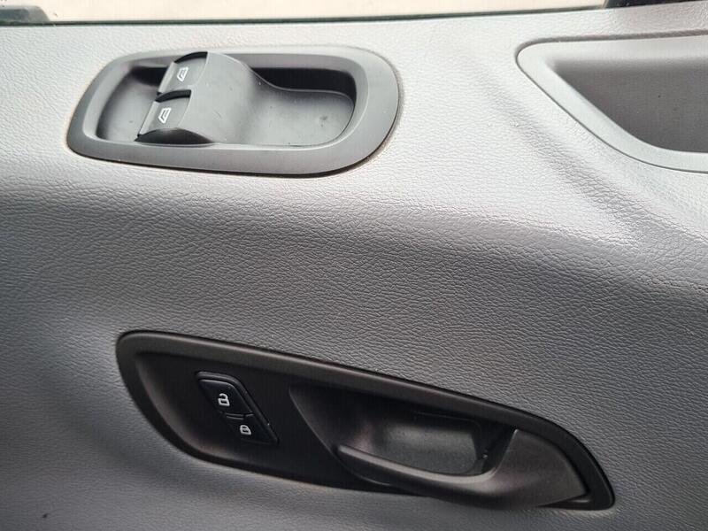 Ford 2.0 350 EcoBlue Panel Van 5dr Diesel Manual RWD L2 H3 Euro 6 (170 ps)