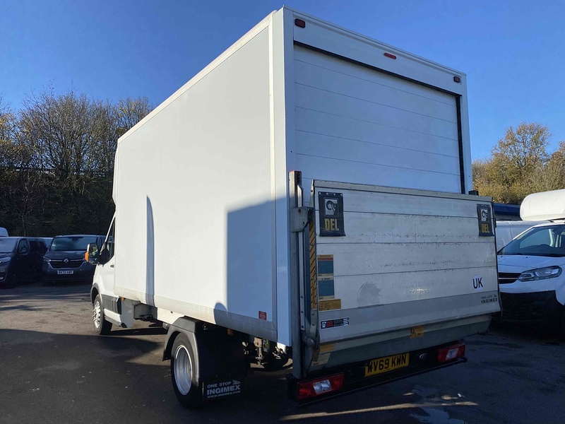 Ford 2.0 350 EcoBlue Chassis Cab 2dr Diesel Manual RWD L3 H1 Euro 6 (s/s) (130 ps) 2.0 2dr Luton Van Manual Diesel