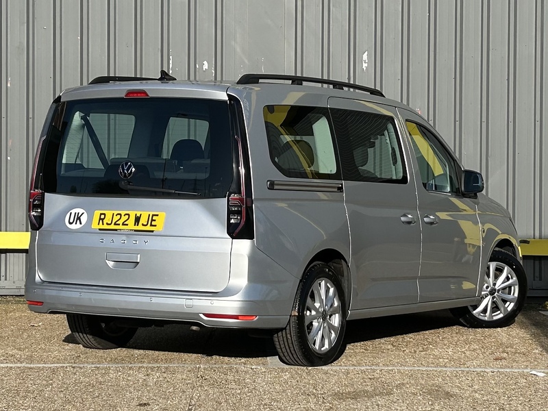 Volkswagen 2.0 TDI Life MPV 5dr Diesel DSG Euro 6 (s/s) (122 ps)