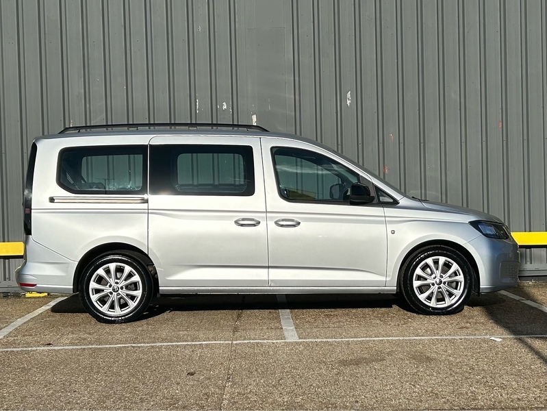 Volkswagen 2.0 TDI Life MPV 5dr Diesel DSG Euro 6 (s/s) (122 ps)