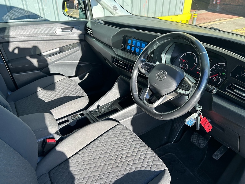 Volkswagen 2.0 TDI Life MPV 5dr Diesel DSG Euro 6 (s/s) (122 ps)