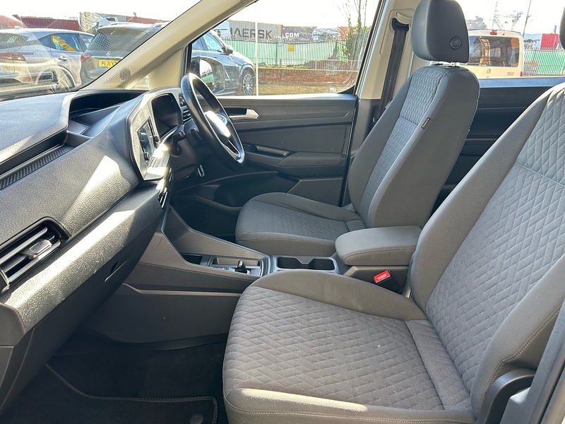 Volkswagen 2.0 TDI Life MPV 5dr Diesel DSG Euro 6 (s/s) (122 ps)