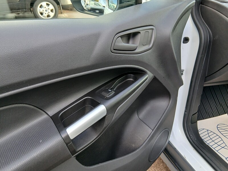 Ford 1.6 TDCi 200 Trend Panel Van 5dr Diesel Manual L1 H1 (124 g/km, 94 bhp)