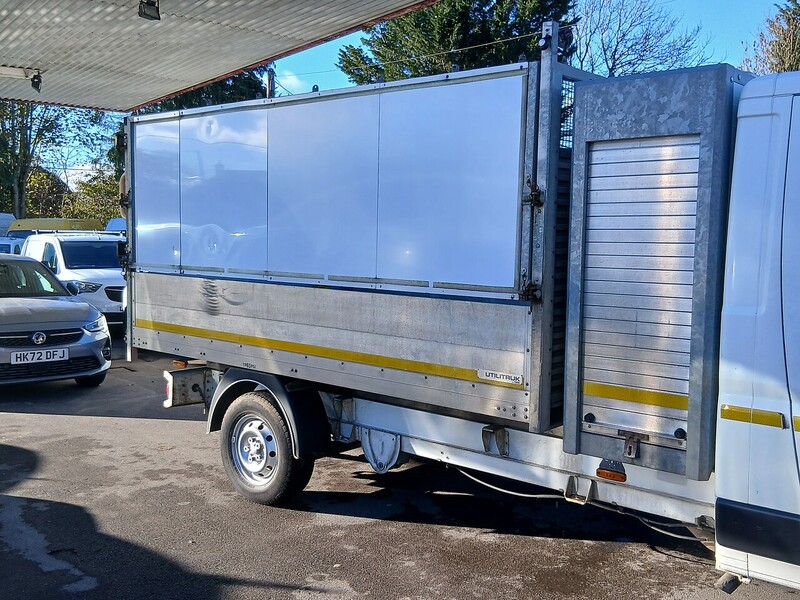 Peugeot 2.0 BlueHDi 335 Chassis Cab 2dr Diesel Manual L3 Euro 6 (130 ps) 2.0 2dr Tippers Manual Diesel