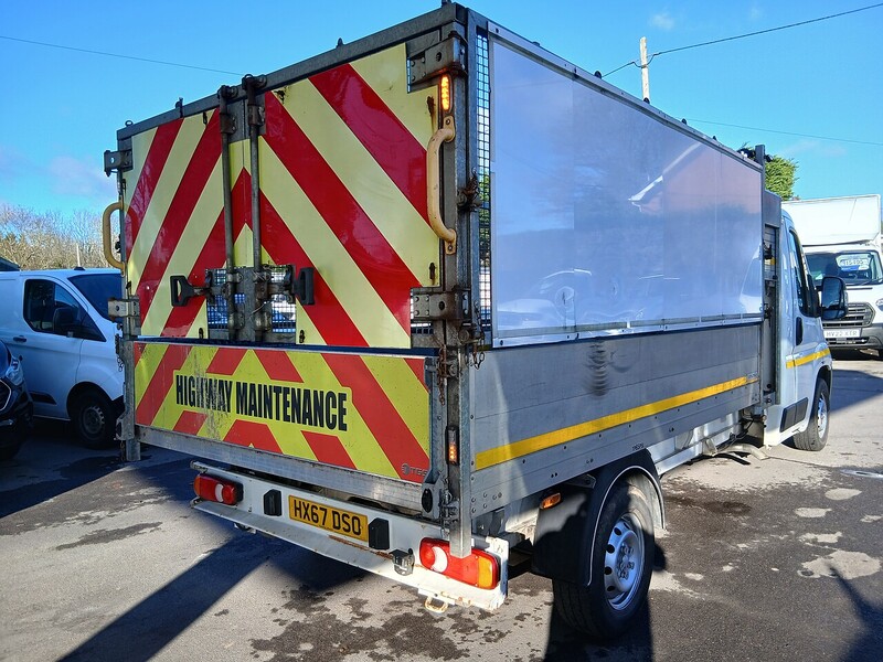 Peugeot 2.0 BlueHDi 335 Chassis Cab 2dr Diesel Manual L3 Euro 6 (130 ps) 2.0 2dr Tippers Manual Diesel