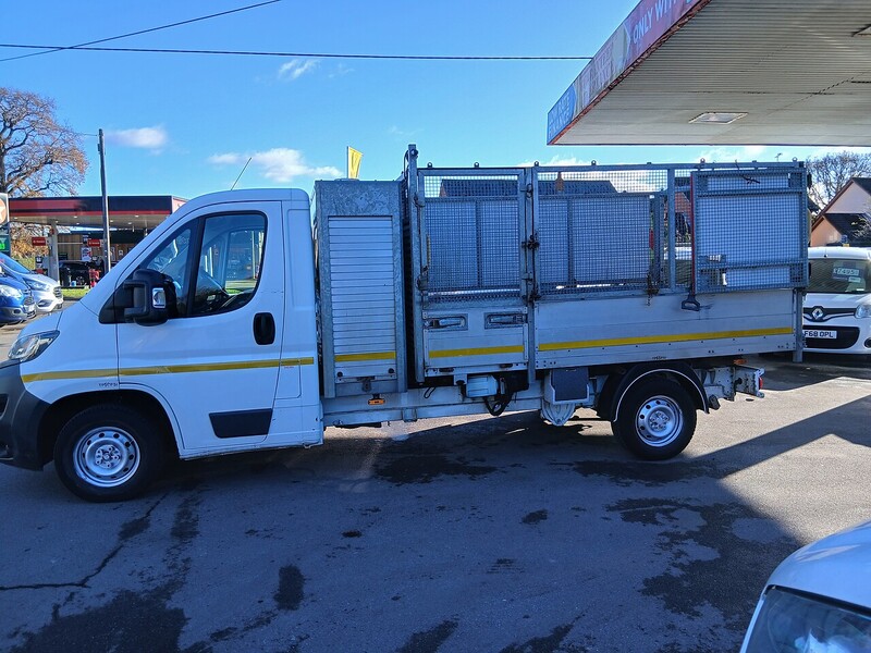 Peugeot 2.0 BlueHDi 335 Chassis Cab 2dr Diesel Manual L3 Euro 6 (130 ps) 2.0 2dr Tippers Manual Diesel