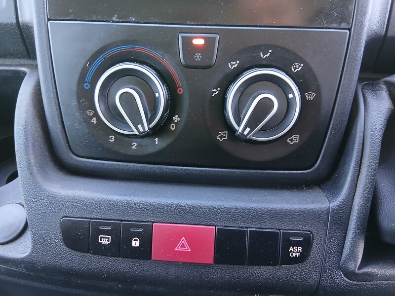 Peugeot 2.0 BlueHDi 335 Chassis Cab 2dr Diesel Manual L3 Euro 6 (130 ps) 2.0 2dr Tippers Manual Diesel