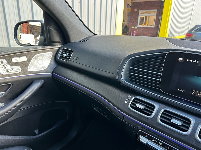 Mercedes-Benz 2.0 GLE300d AMG Line (Premium Plus) SUV 5dr Diesel G-Tronic 4MATIC Euro 6 (s/s) (245 ps)