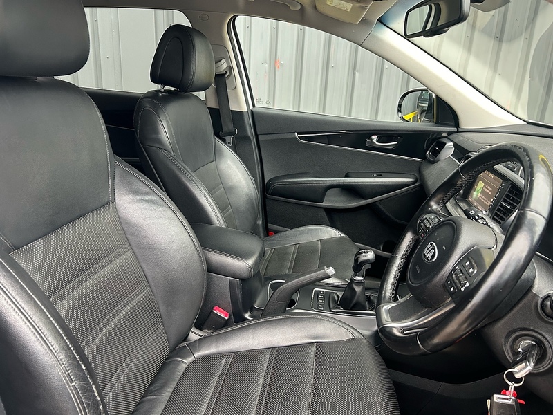 Kia 2.2 CRDi KX-2 SUV 5dr Diesel Manual AWD Euro 6 (s/s) (197 bhp)