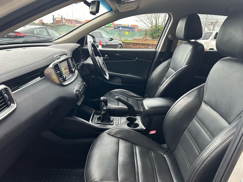 Kia 2.2 CRDi KX-2 SUV 5dr Diesel Manual AWD Euro 6 (s/s) (197 bhp)