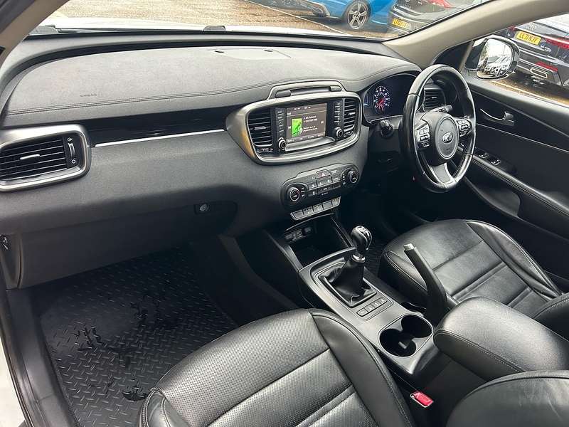 Kia 2.2 CRDi KX-2 SUV 5dr Diesel Manual AWD Euro 6 (s/s) (197 bhp)