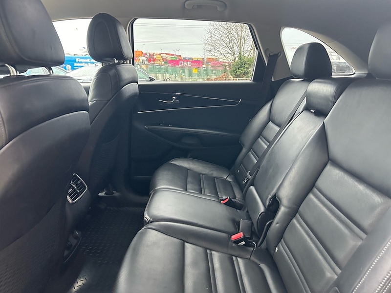 Kia 2.2 CRDi KX-2 SUV 5dr Diesel Manual AWD Euro 6 (s/s) (197 bhp)