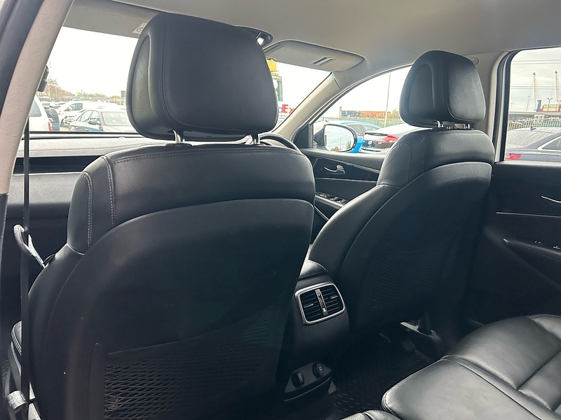 Kia 2.2 CRDi KX-2 SUV 5dr Diesel Manual AWD Euro 6 (s/s) (197 bhp)