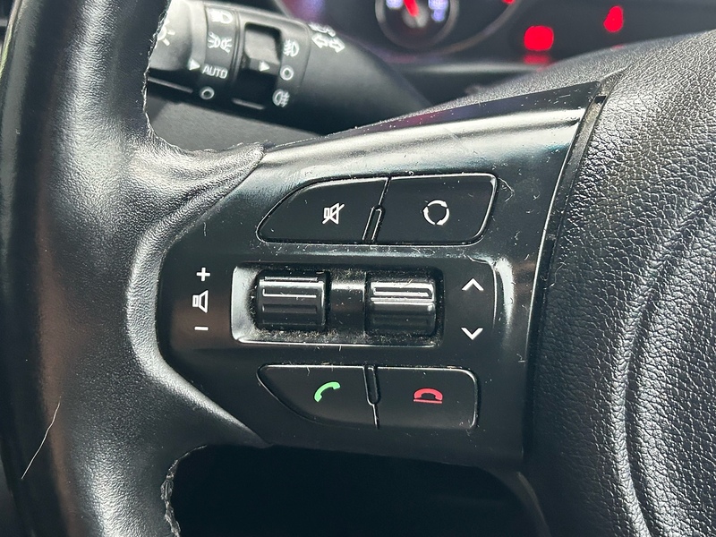 Kia 2.2 CRDi KX-2 SUV 5dr Diesel Manual AWD Euro 6 (s/s) (197 bhp)