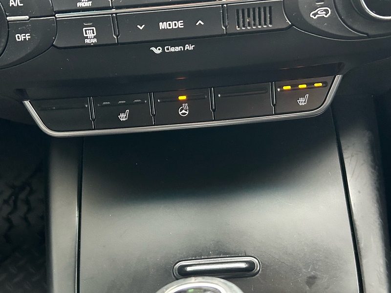 Kia 2.2 CRDi KX-2 SUV 5dr Diesel Manual AWD Euro 6 (s/s) (197 bhp)