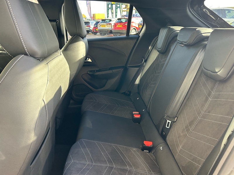 Vauxhall 1.2 Turbo Ultimate Hatchback 5dr Petrol Auto Euro 6 (s/s) (130 ps)