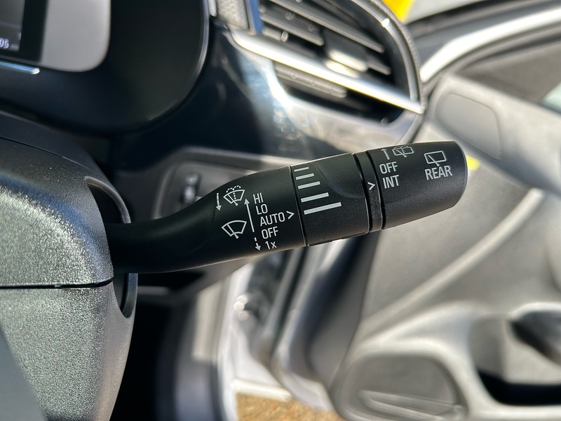 Vauxhall 1.2 Turbo Ultimate Hatchback 5dr Petrol Auto Euro 6 (s/s) (130 ps)