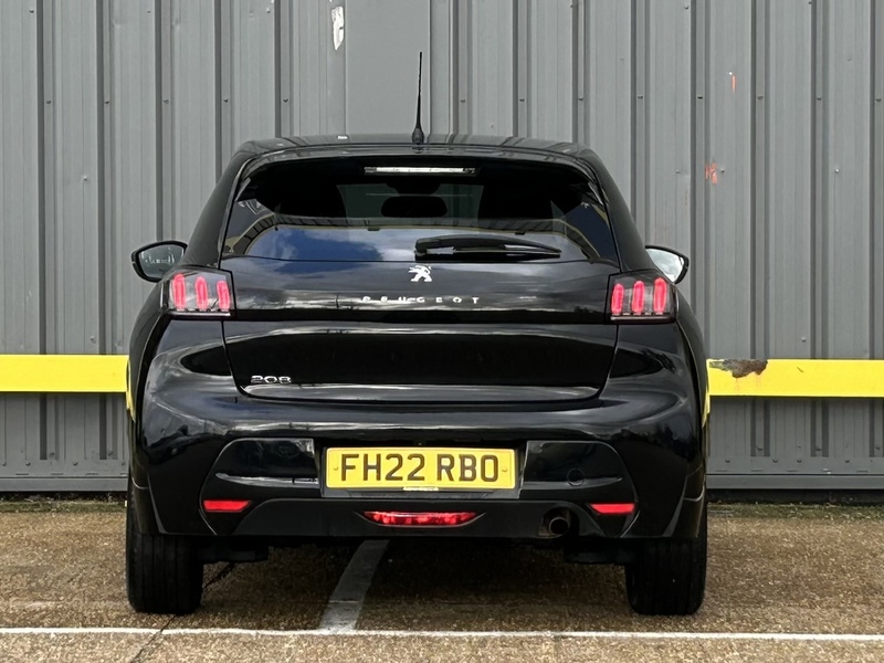 Peugeot 1.2 PureTech Allure Premium Hatchback 5dr Petrol Manual Euro 6 (s/s) (100 ps)