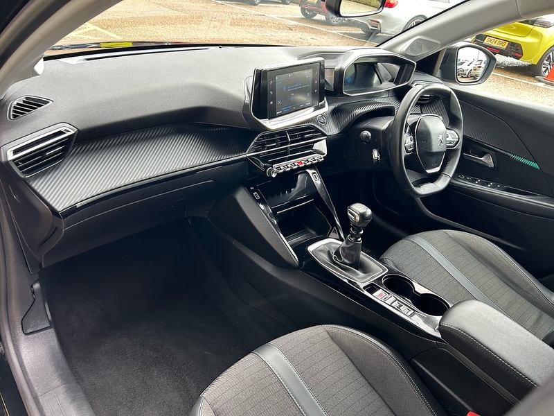 Peugeot 1.2 PureTech Allure Premium Hatchback 5dr Petrol Manual Euro 6 (s/s) (100 ps)