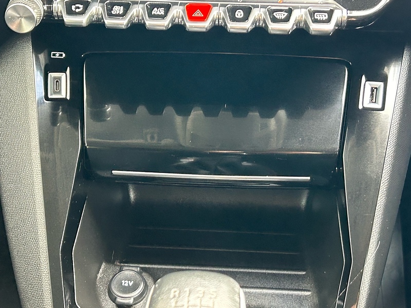 Peugeot 1.2 PureTech Allure Premium Hatchback 5dr Petrol Manual Euro 6 (s/s) (100 ps)