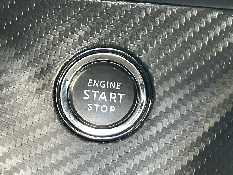 Peugeot 1.2 PureTech Allure Premium Hatchback 5dr Petrol Manual Euro 6 (s/s) (100 ps)