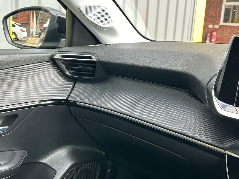 Peugeot 1.2 PureTech Allure Premium Hatchback 5dr Petrol Manual Euro 6 (s/s) (100 ps)