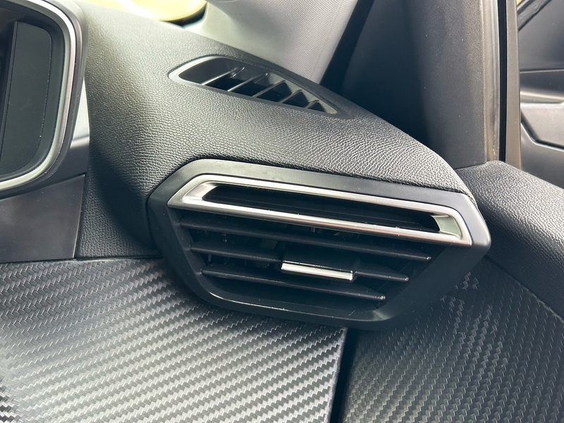 Peugeot 1.2 PureTech Allure Premium Hatchback 5dr Petrol Manual Euro 6 (s/s) (100 ps)