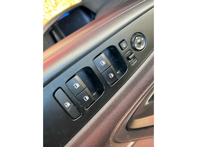 Hyundai 1.0 T-GDi MHEV SE Connect SUV 5dr Petrol Hybrid DCT Euro 6 (s/s) (100 ps)