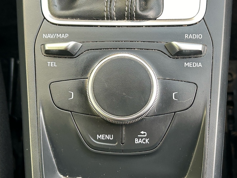 Audi 1.6 TDI 30 Black Edition SUV 5dr Diesel S Tronic Euro 6 (s/s) (116 ps)