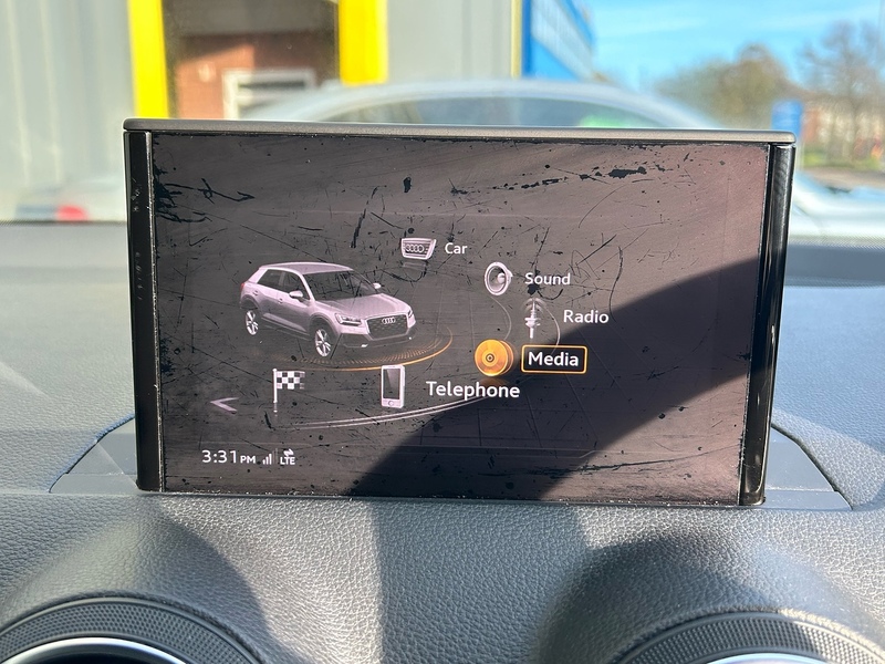 Audi 1.6 TDI 30 Black Edition SUV 5dr Diesel S Tronic Euro 6 (s/s) (116 ps)