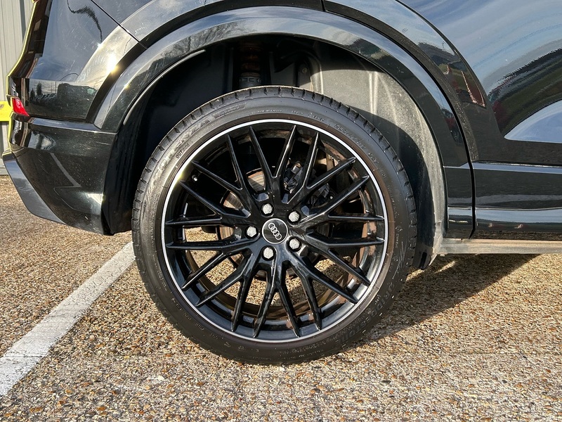 Audi 1.6 TDI 30 Black Edition SUV 5dr Diesel S Tronic Euro 6 (s/s) (116 ps)