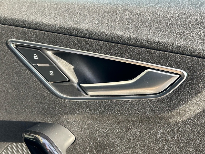 Audi 1.6 TDI 30 Black Edition SUV 5dr Diesel S Tronic Euro 6 (s/s) (116 ps)