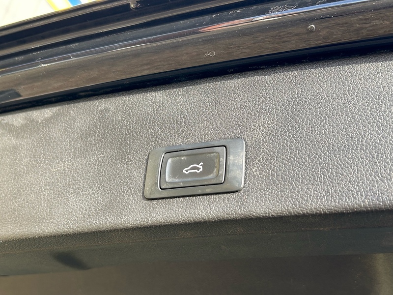 Audi 1.6 TDI 30 Black Edition SUV 5dr Diesel S Tronic Euro 6 (s/s) (116 ps)