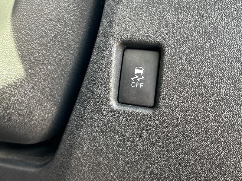 Toyota 1.0 VVT-i x-clusiv Hatchback 5dr Petrol Manual Euro 6 (71 ps)