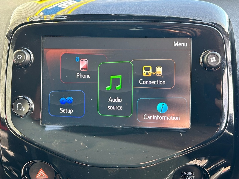 Toyota 1.0 VVT-i x-clusiv Hatchback 5dr Petrol Manual Euro 6 (71 ps)