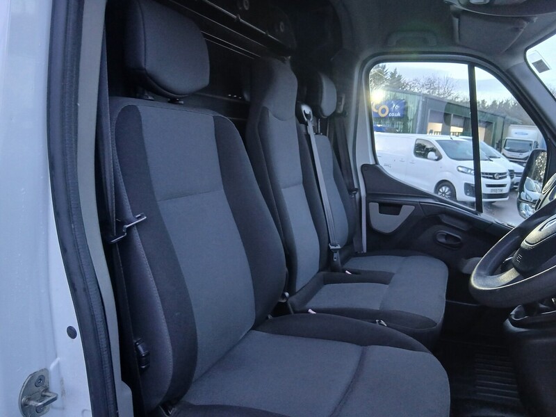 Renault Master Ll35 Business Dci L/R Luton Luton Van 2.3 Manual Diesel