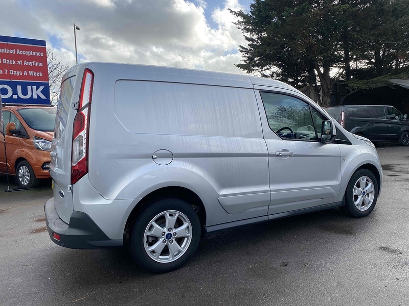 Ford 1.5 TDCi 200 Limited Panel Van 5dr Diesel Manual L1 H1 (119 g/km, 118 bhp)