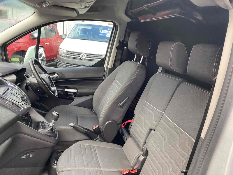 Ford 1.5 TDCi 200 Limited Panel Van 5dr Diesel Manual L1 H1 (119 g/km, 118 bhp)