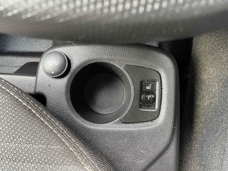 Ford 1.5 TDCi 200 Limited Panel Van 5dr Diesel Manual L1 H1 (119 g/km, 118 bhp)