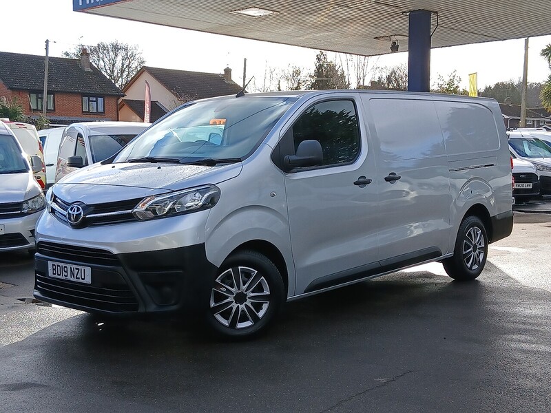 Toyota D Icon Panel Van 2.0 Manual Diesel Panel Van 2.0 Manual Diesel