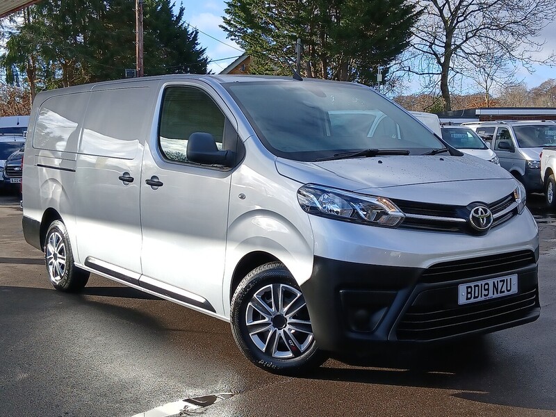 Toyota D Icon Panel Van 2.0 Manual Diesel Panel Van 2.0 Manual Diesel