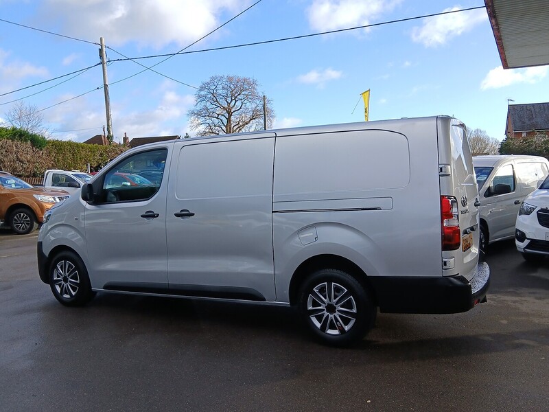 Toyota D Icon Panel Van 2.0 Manual Diesel Panel Van 2.0 Manual Diesel