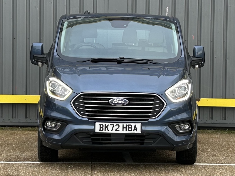 Ford 2.0 320 EcoBlue MHEV Titanium Minibus Double Cab 5dr Diesel Manual L2 Euro 6 (s/s) (130 ps)