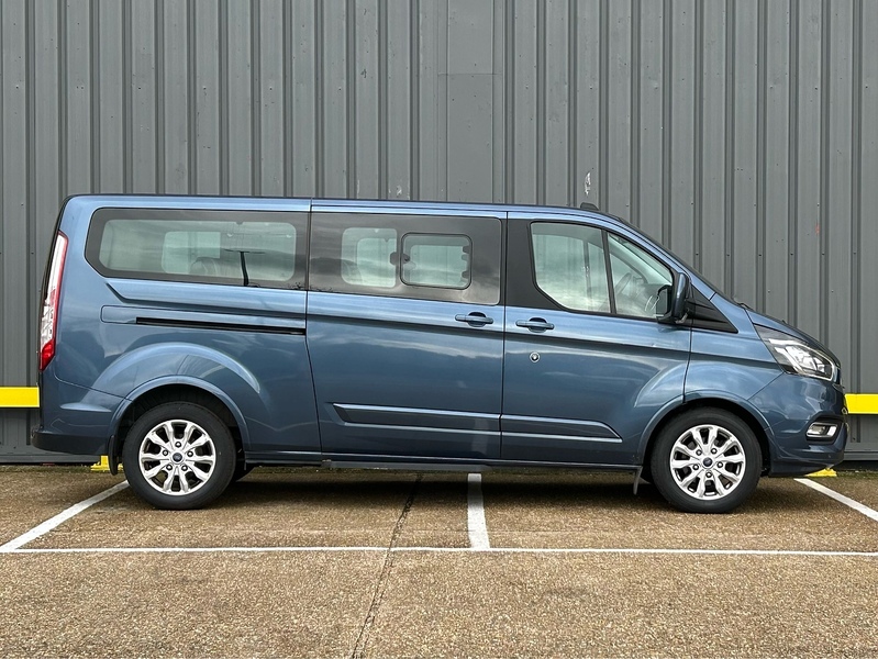 Ford 2.0 320 EcoBlue MHEV Titanium Minibus Double Cab 5dr Diesel Manual L2 Euro 6 (s/s) (130 ps)